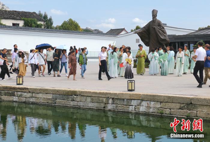 东西问丨李伟荣：阳明心学如何助推世界多元文化交流共融？