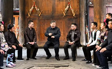 习言道｜村支书正准备念稿子，习近平笑着打断