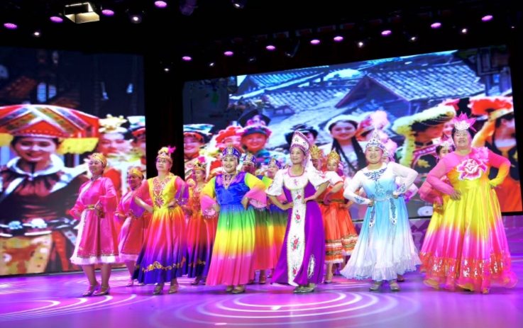 新疆侨界举办庆祝自治区成立70周年慰侨演出