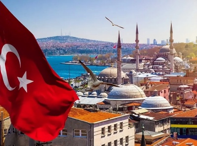 土耳其对华免签生效　首批中国旅客便捷入境