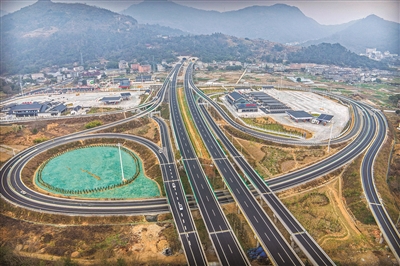 浙南山海间架起共富新动脉 瑞苍高速正式通车