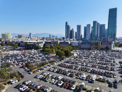 “世界超市”组团出海抢单忙