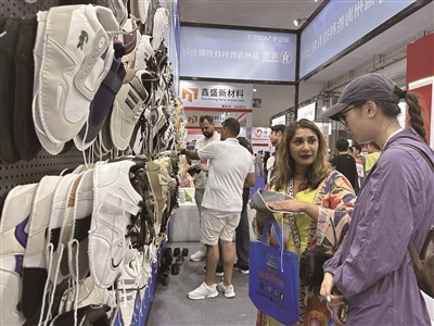温州皮革鞋材鞋机展成为产业发展风向标