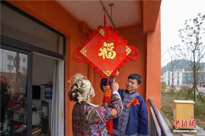点击进入下一页