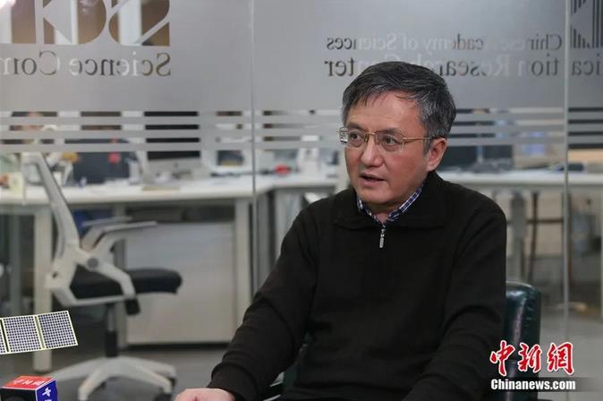 教育部中国文房四宝工艺传承基地主任、中国科学技术大学教授汤书昆。<a target='_blank' href='http://www.chinanews.com/'>中新社</a>记者 张俊 摄