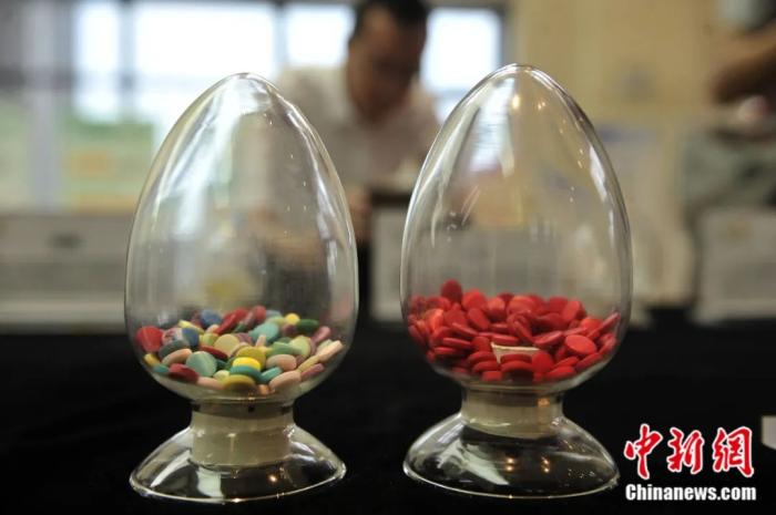 警方用于禁毒宣传的仿真毒品模型。<a target='_blank' href='http://www.chinanews.com/'>中新社</a>记者 陈超 摄